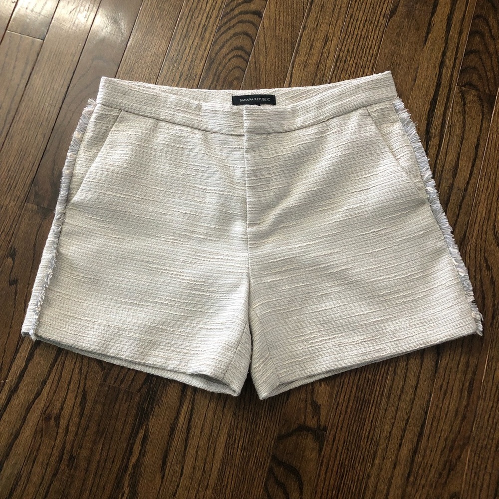 Banana Republic Ryan tan sparkly shorts size 4